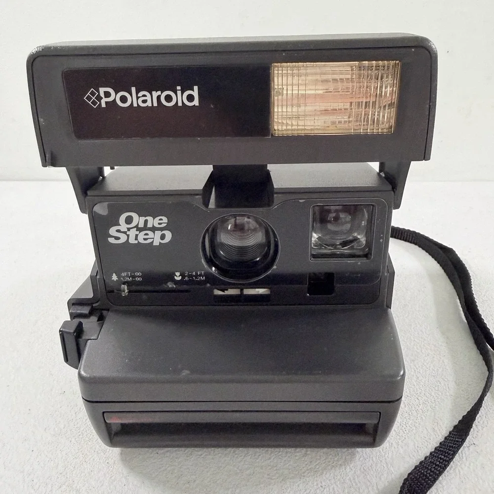 Polaroid One Step 600 Instant Film Camera With Strap Tested Working